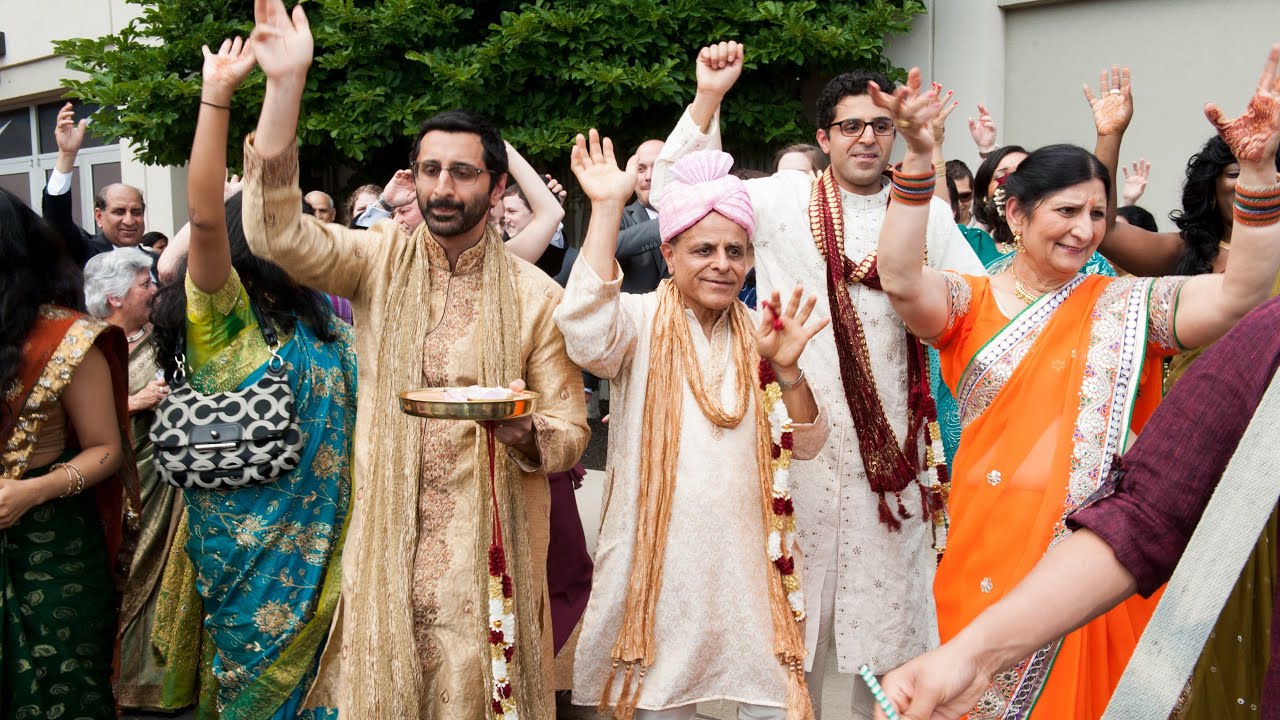 बंगाली शादी में बारात बारात यानि कि बोर जात्री की रस्म