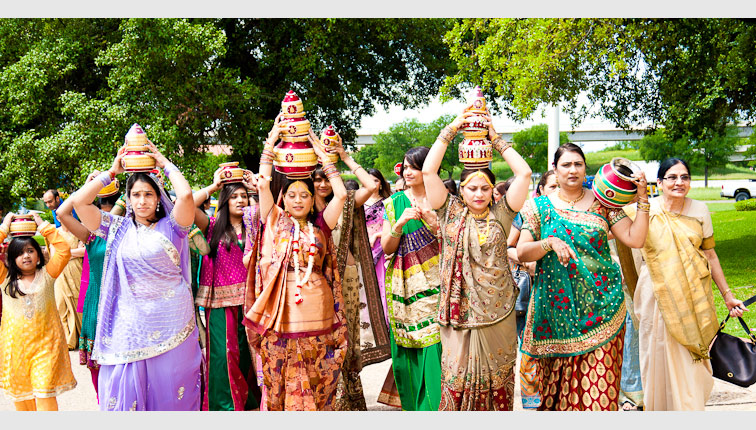 गुजराती शादी में संगीत संध्या की रसम