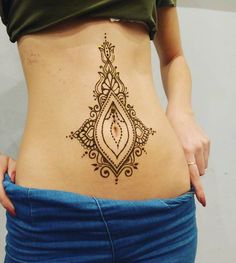 Lace Pattern Bridal Belly Mehndi