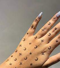 Moon and Stars pattern Bracelet Mehndi Design