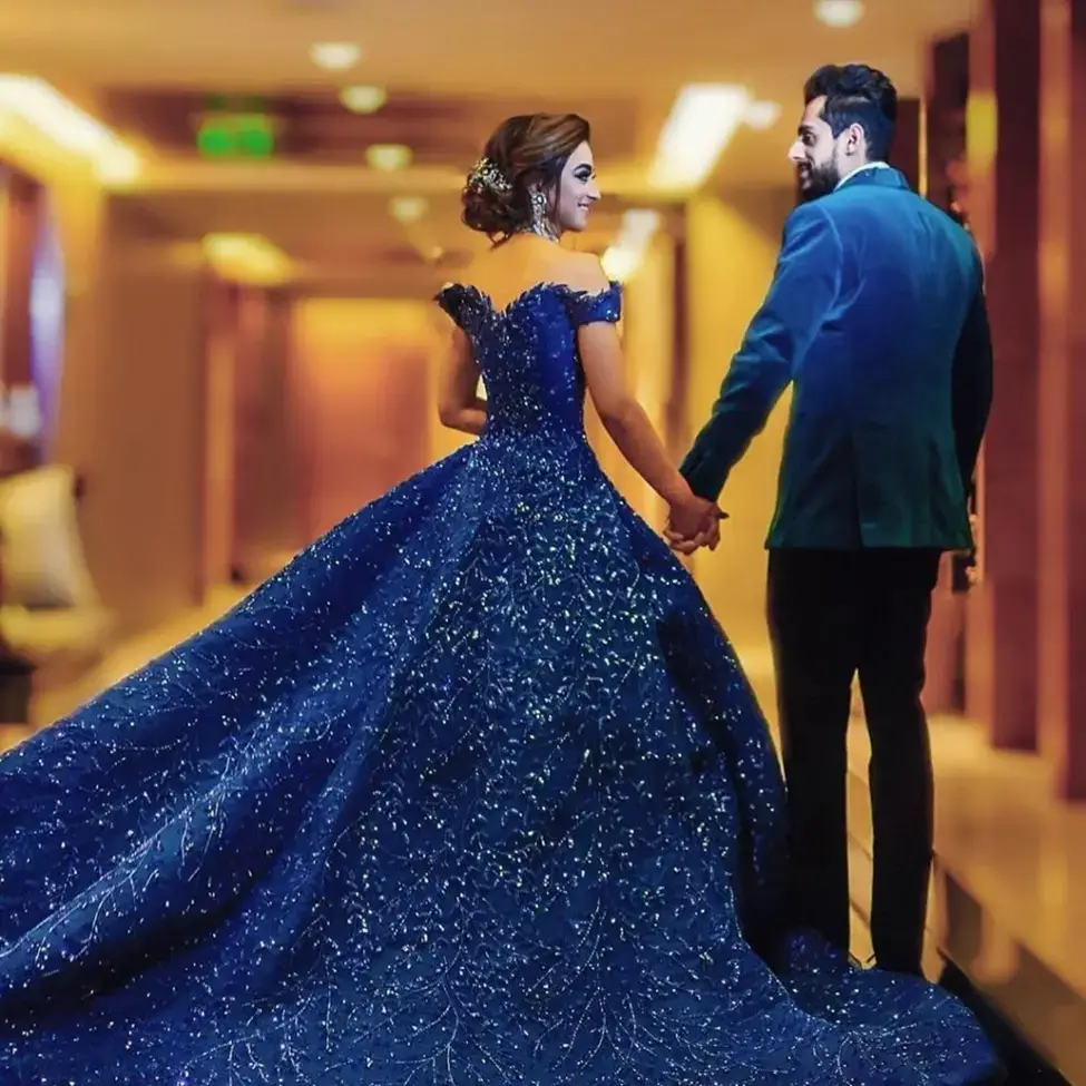 couple wedding dress