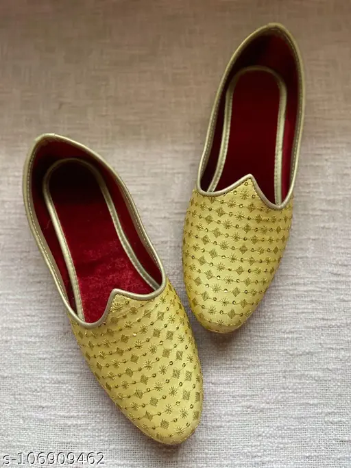 Mens Kundan Work Jutti