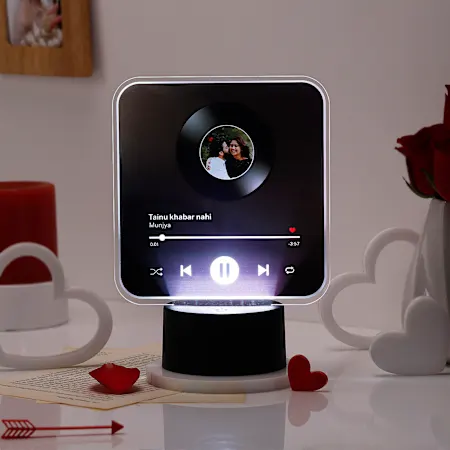 Tech & Gadget Valentine's Day Gifts for Husband