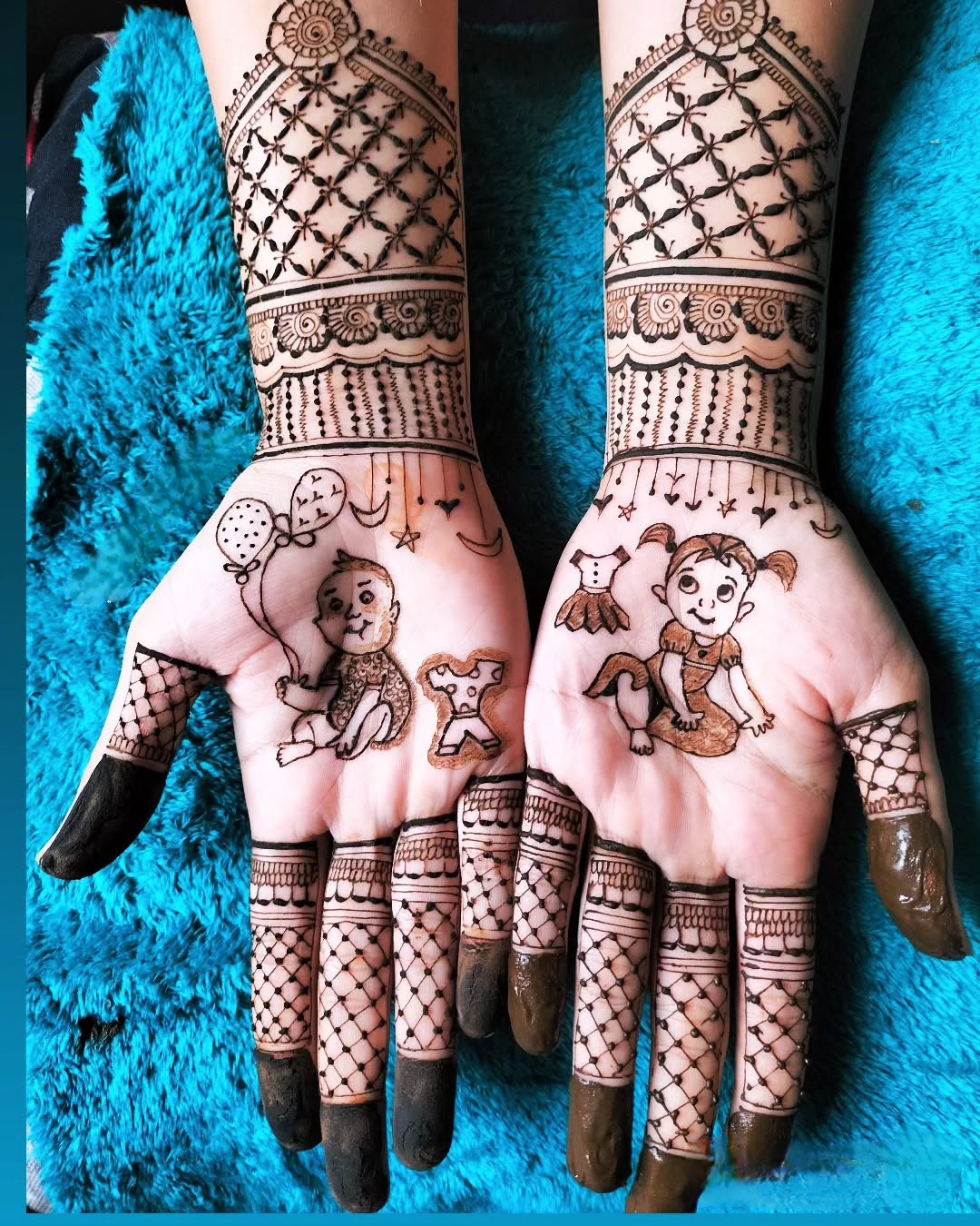 Finger Mehndi for Toddlers
