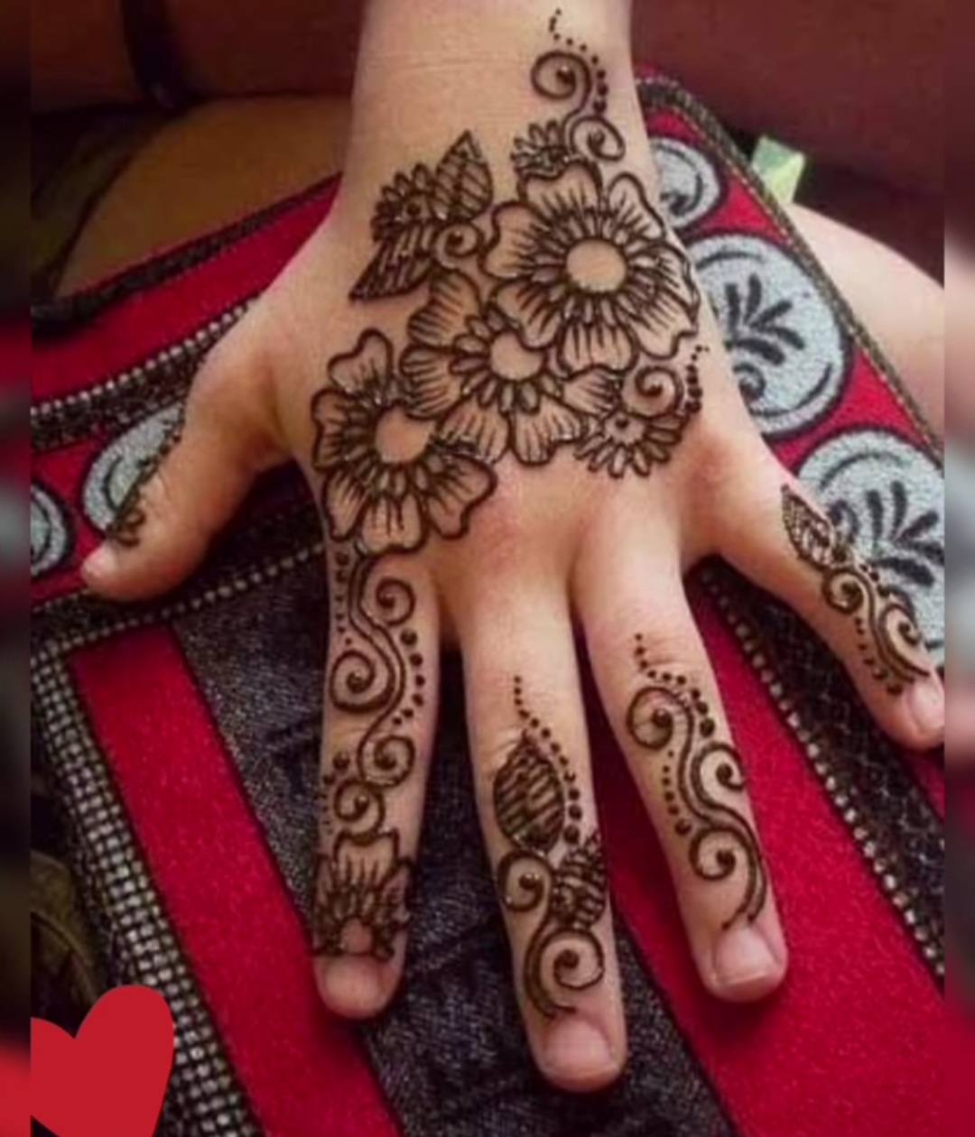 Arabic Mehndi Design for Kids