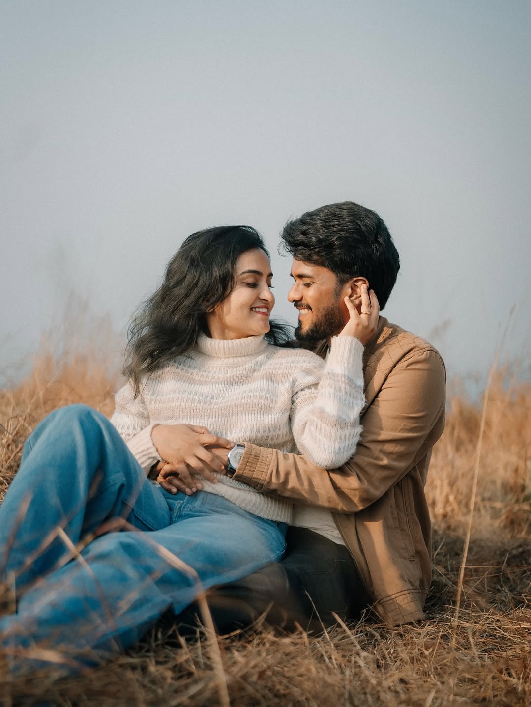 Side Face Look Pose for Pre Wedding Photoshoot