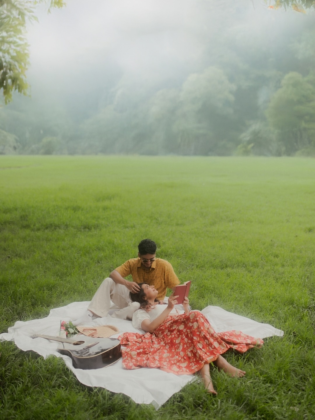 Picnic Pose for Pre Wedding Photoshoot