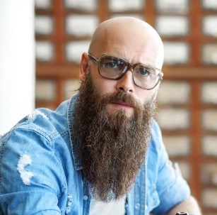 Men's Carefree Bald Beard Style