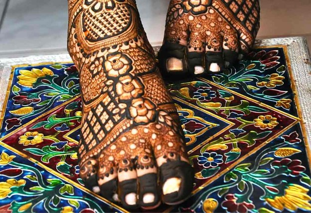 Peacock and Paisley Combo On Feet Mehendi